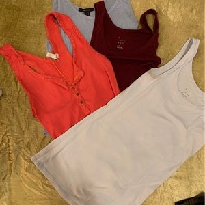 Lot 4 tank tops. Free people. Target. F21. XS/SM.